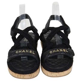 Sandalias planas Dad de piel acolchada negra y cuerda Chanel Negro