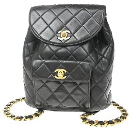 Chanel Duma Drawstring Quilted Leather Small Nero