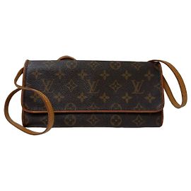 Louis Vuitton Twin Pochette Monogram Canvas Marron Monogramme