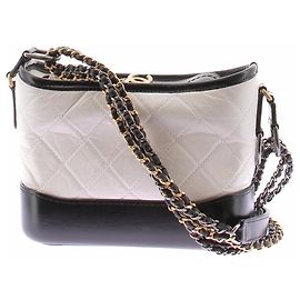 Chanel Bolso Gabrielle blanco y negro Blanco