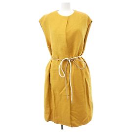 Max Mara STUDIO Chaleco largo Amarillo