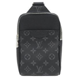 Louis Vuitton Taiga Llama shoulder bag Black