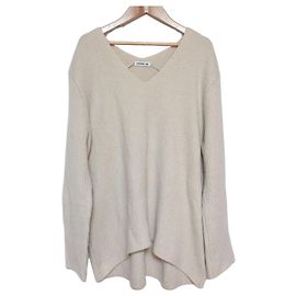 Autre Marque EVERYDAY I LIKE. Pull en maille Lia col en V Beige