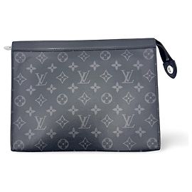 Louis Vuitton Pochette Voyage Reverse Monogram Eclipse Canvas MM Preto