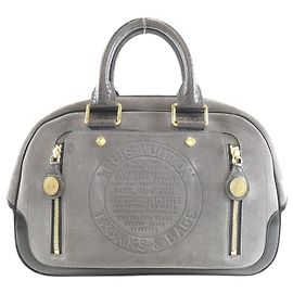 Sac à main Louis Vuitton Stamp M95237 en daim Gris Gris