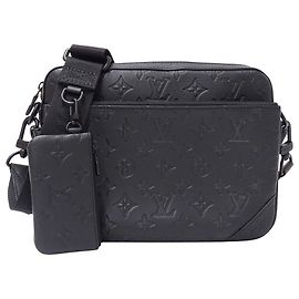 Borsa a mano da uomo Louis Vuitton Monogram Shadow Nero Monogramma