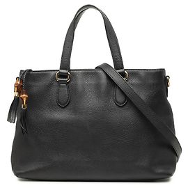 Bolso Gucci de piel de becerro negra con borla de bambú Negro