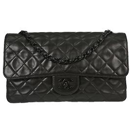 Chanel So Black Classic Single Flap Quilted Lambskin Medium Preto