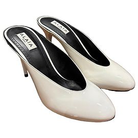 Alaïa White Patent Leather Pointed Toe Mules White