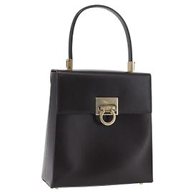 Bolsa Salvatore Ferragamo em couro marrom tom dourado Auth mr2958A Marrom Outro