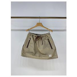 Falda Miu Miu Beige de Nylon con Logo Multicolor