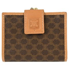 Céline Celine Bifold Triomphe Coated Canvas Compact Marrom