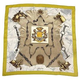 Hermès HERMES Carré 70 - Parures Equestres Blanc Beige Doré
