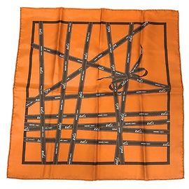 Hermès Carré 45 Seidentuch Orange
