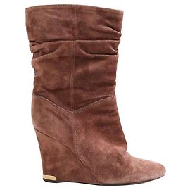 Botas Louis Vuitton em camurça castanha tamanho 38 Marrom