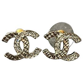 Pendientes Chanel CC dorado matelassé Dorado