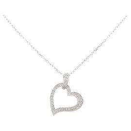 Autre Marque Au750 Heart Diamond Necklace Silvery