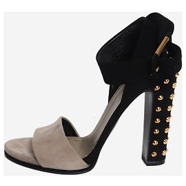 Gucci Tacchi con borchie nero e oro - taglia EU 38.5 (UK 5.5) Nero