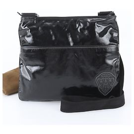 Gucci Crest Emblem Leather Messenger Shoulder Bag Black
