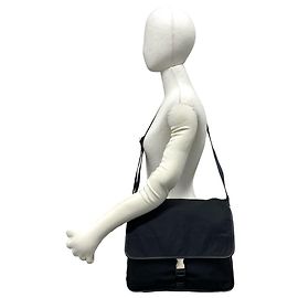Borsa a tracolla Prada in nylon Tessuto Pocono e pelle Saffiano con logo triangolare Nero