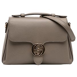 Bolsa Satchel Gucci Small em couro Dollar Calf marrom com G entrelaçados Marrom Taupe