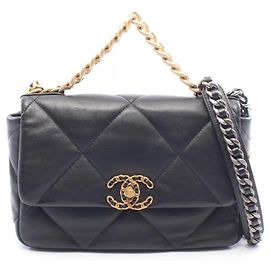 Chanel 19 Dixneuf Matelassé 2-Way Shoulder Bag Black