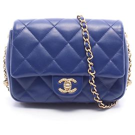 Bolsa de Ombro Mini Chanel Matelassé Azul
