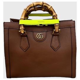 Bolso Gucci Diana Camel Camello