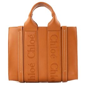CHLOÉ - Bolso de bandolera Woody Small Chloé en piel lisa camel Camello