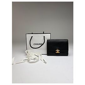 Vintage Chanel Grained Leather Bifold Wallet Late 1990s Black Gold Black
