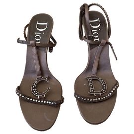Sandali Christian Dior 'D' Charm con Cristalli Marrone