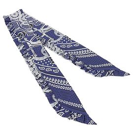 Hermès Hermes Eperon D'Or Bandana Twilly Sciarpa a Volant Muffler Nero Bianco Blu
