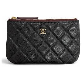 Pochette zippée Classic Small en cuir Caviar Chanel Noir