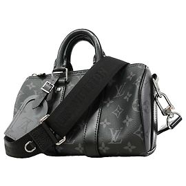 Bolsa Louis Vuitton Monogram Eclipse Reverse Keepall Bandoulière 25 Marrom Preto