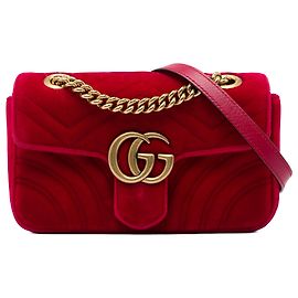 Borsa a spalla Gucci GG Marmont Matelassé in velluto rosso Small Rosso
