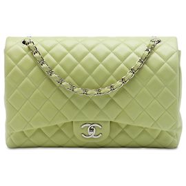 Chanel Green Maxi Classic Lambskin Double Flap Grün