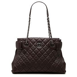 Borsa Chanel Coco Loop Tote Piccola in Pelle di Agnello Matelassé Rossa Rosso Bordò