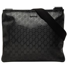 Bolsa crossbody Gucci preta com estampa GG Preto