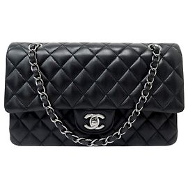 CHANEL TIMELESS CLASSIQUE MEDIUM A01112 QUILTED LEATHER HANDBAG Black