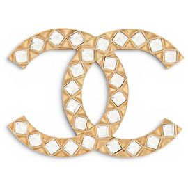 NEUE GROSSE CHANEL CC LOGO STRASS BROSCHEN 2023 AUS GOLDFARBENEM METALL GOLDEN BROOCH Golden