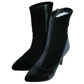 Autre Marque Botas curtas de veludo GINZA Kanematsu Preto