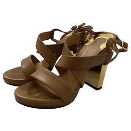 Sandálias de couro Salvatore Ferragamo Marrom