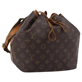 LOUIS VUITTON Monogram Petit Noe Shoulder Bag M42226 LV Auth 202947 Monogram
