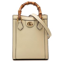 Bolso Diana Mini de piel de becerro marrón con bambú Gucci Castaño Beige