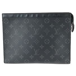 Louis Vuitton Pochette Voyage MM Monogram Eclipse Schwarz