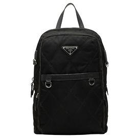 Prada gesteppter Mini-Rucksack mit Triangle-Logo-Plakette Schwarz
