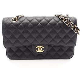 Borsa a tracolla Chanel Matelassé Double Flap Nero