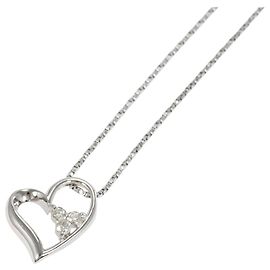 Autre Marque Elegant 18K White Gold and Platinum Necklace with Diamond Golden Other