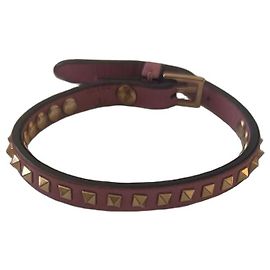 Bracciale Rockstud Valentino Garavani in pelle rosa Rosa