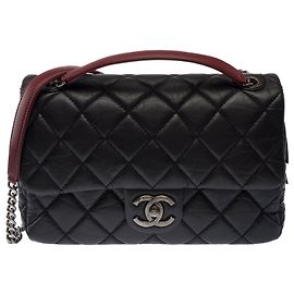 CHANEL Timeless/Classique Tasche aus schwarzem Leder - 103940 Schwarz